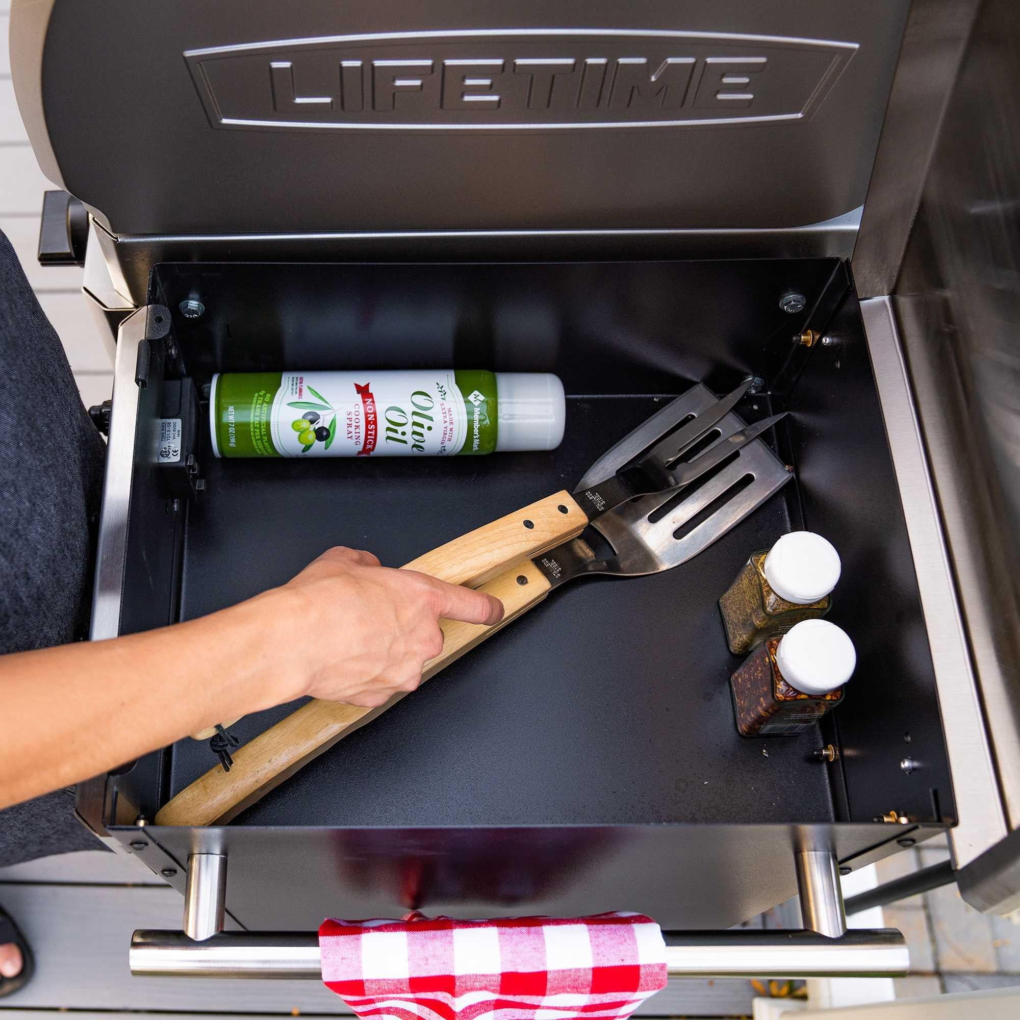 4 Burner Gas Grill and Wood Pellet Smoker Combo